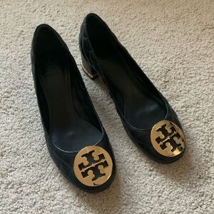 TORY BURCH quilted block heel logo SIZE 6 classic style worn 1X $298